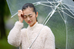 天気痛とは？気圧変化で起こる頭痛やめまいの原因と対策